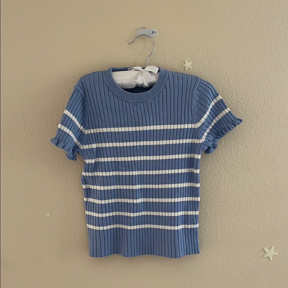 H&M Blue and White Knit Top